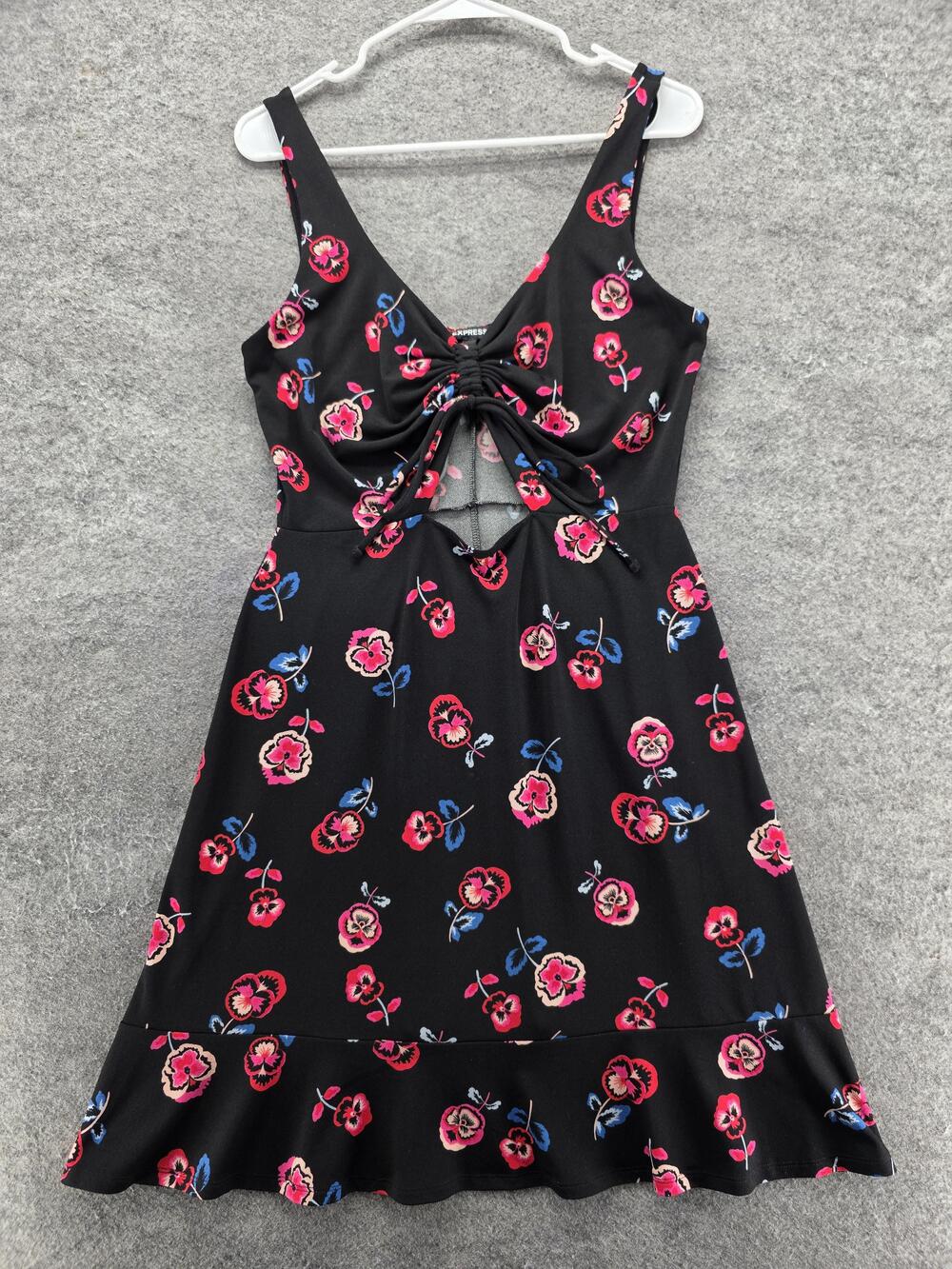Express Dress Womens M Black Fit & Flare Sundress Short V-Neck Strappy Ruffle